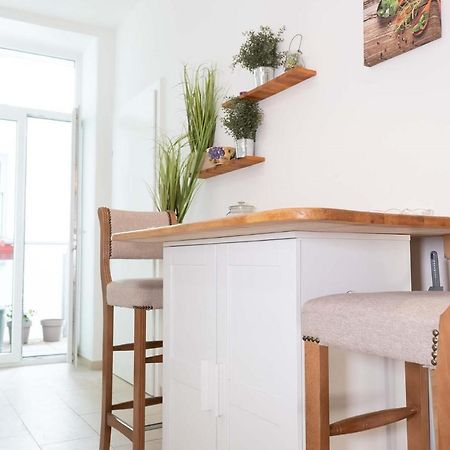 2 Rooms & Balcony - Top Location! Вена Экстерьер фото