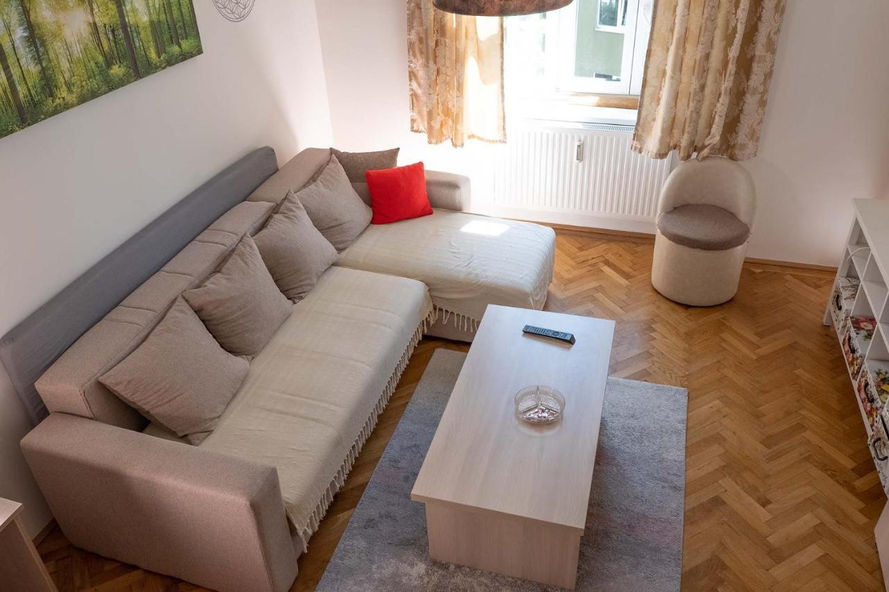 2 Rooms & Balcony - Top Location! Вена Экстерьер фото