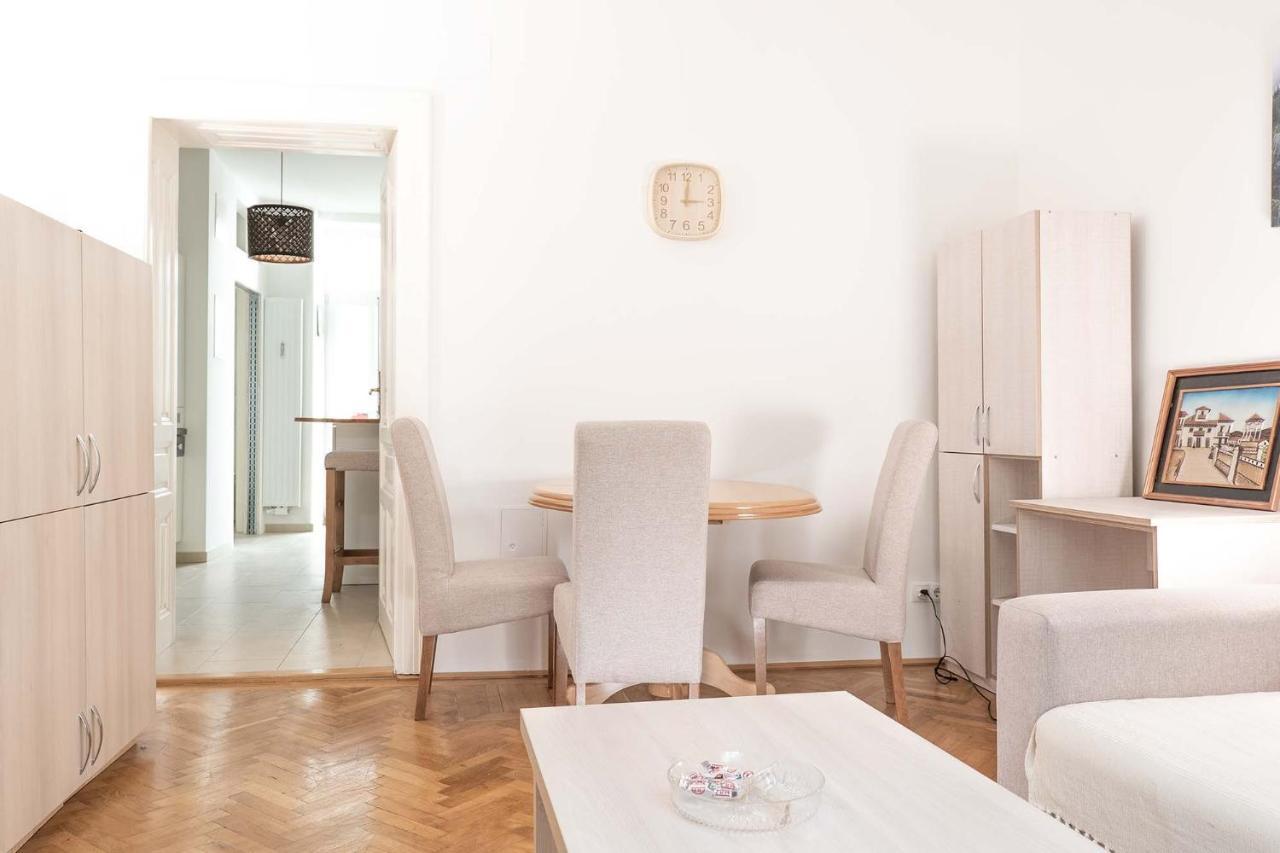 2 Rooms & Balcony - Top Location! Вена Экстерьер фото